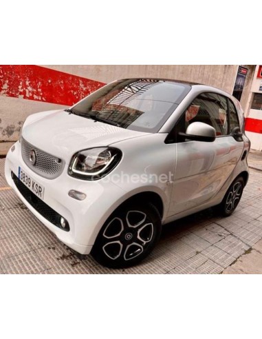 SMART fortwo 60kW81CV EQ coupe